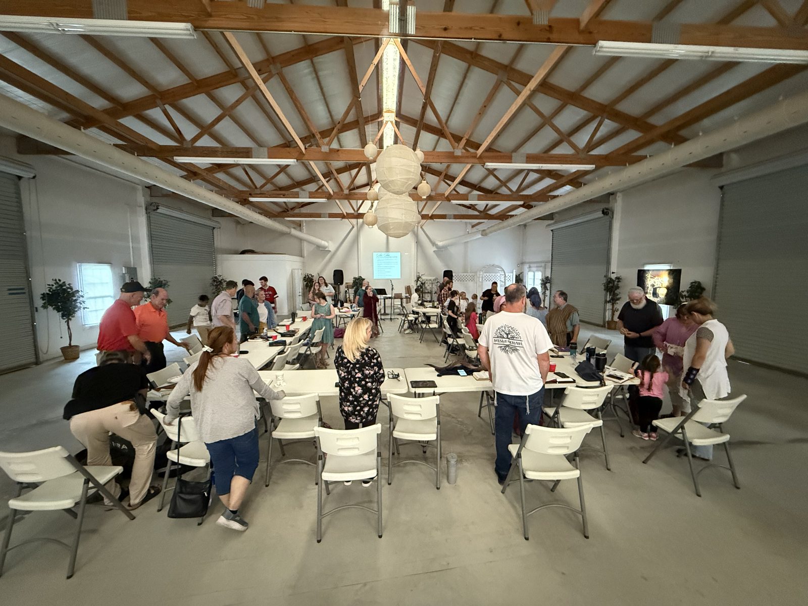 A full hall of fellowship